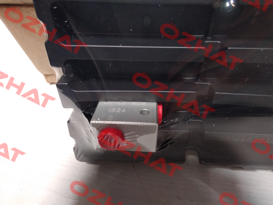 30 LO B06 / 38 144 101 Flucom