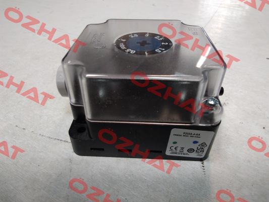 P233A-4-AAC Johnson Controls